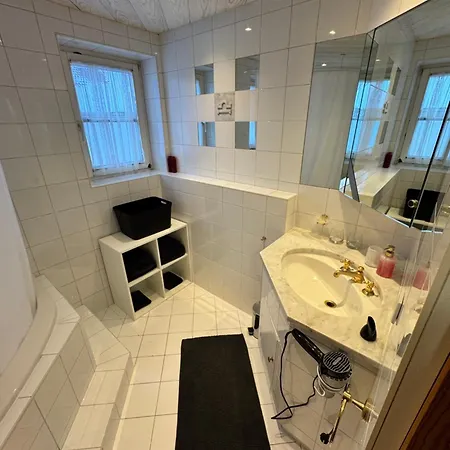 Gemuetliche 2 Appartamento *