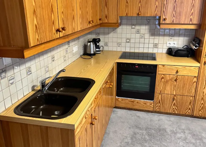 Apartment Gemuetliche 2 *